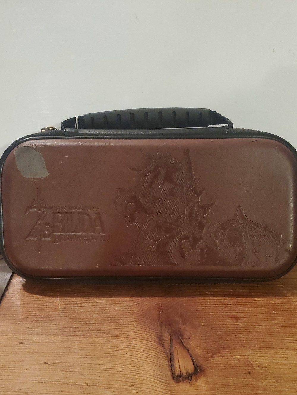 Nintendo Switch The Legend Of Zelda Breath Of The Wild  Portable Game Case